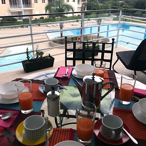 Sea And Pool At Vila Da Praia Apartment